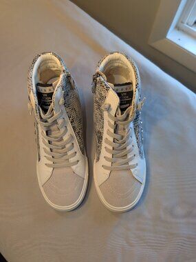 NWOT Vintage Havana Dayna High Top Star Studded Snakeskin Sneakers Snake/White